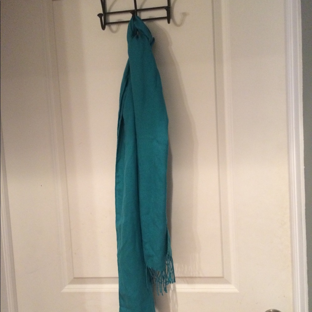 Teal scarf